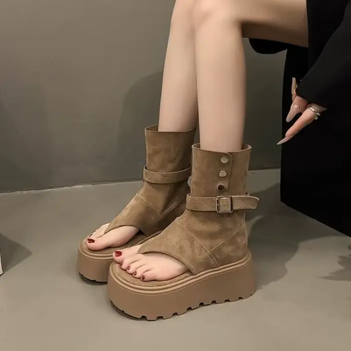 Bottes plateforme tendance pour femmes