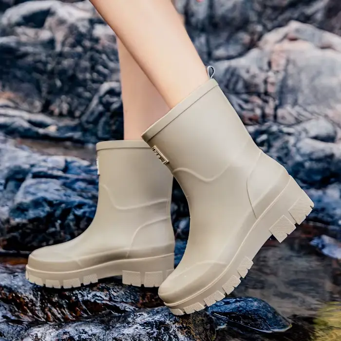 Bottes de pluie mi-mollet pour femmes coréennes tendance 2026