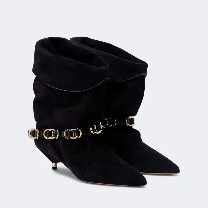 Bottines mi-mollet souples pour femme en cuir suédé, à bout pointu et talon fin, avec bride chaîne d