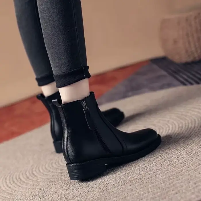 Bottines à talons bas avec fermeture éclair latérale pour femme