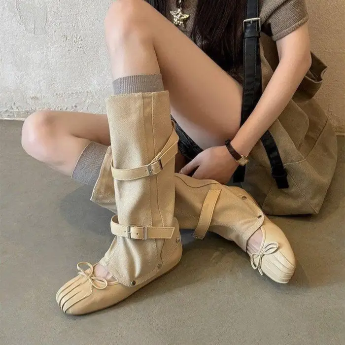 Bottines rétro à boucle style western