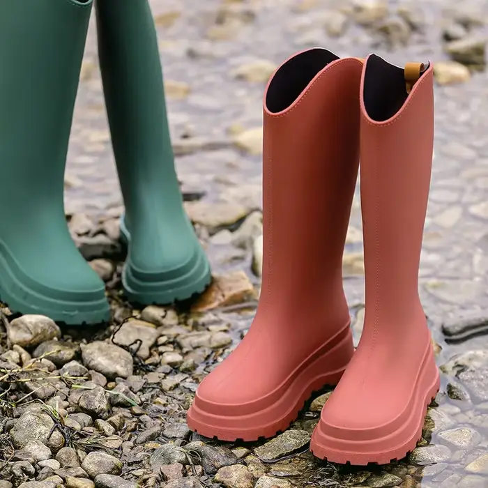 Bottes montantes en caoutchouc imperméables à la mode pour femmes