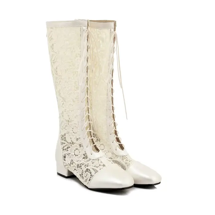 Bottes d'été pour femmes 2025, sandales hautes en maille et dentelle, chaussons à lacets, bout fermé