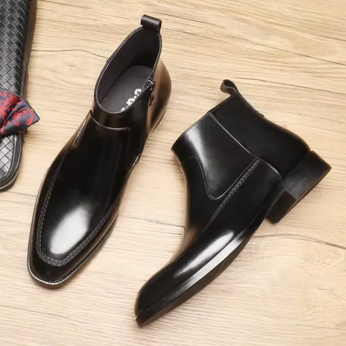 Bottes Chelsea pour hommes, hauts, style anglais, en cuir de vache.