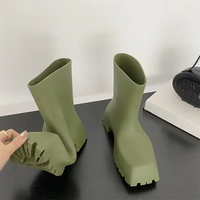 Bottes de pluie à plateforme en cuir souple pour femmes