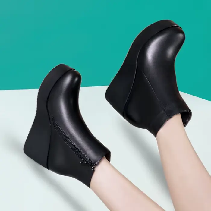 Bottes compensées à plateforme pour femmes