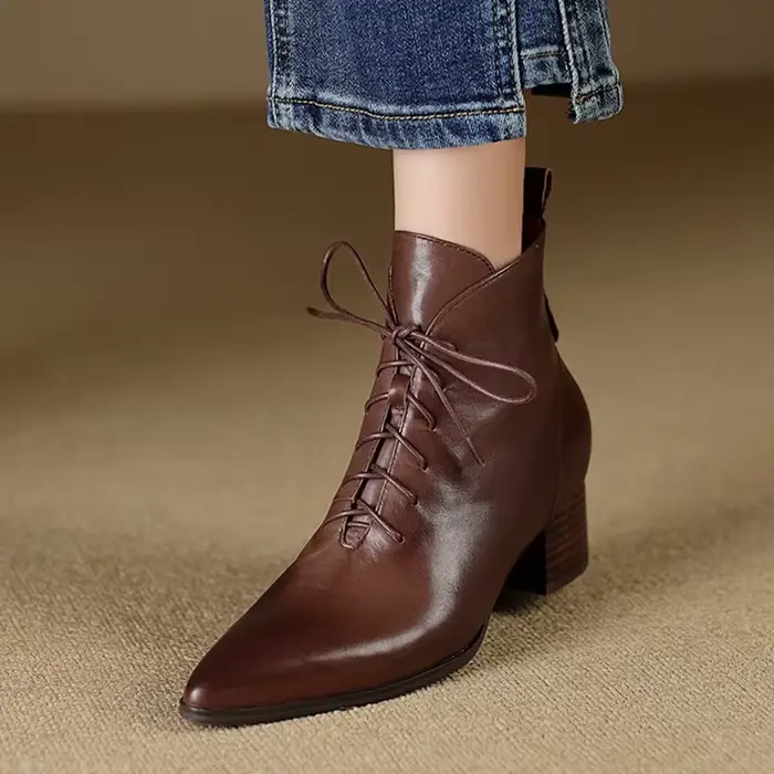 Bottes pointues en cuir véritable pour femmes
