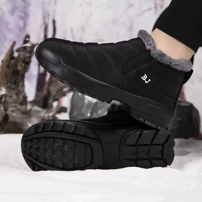 Bottes de neige pour hommes en nylon avec doublure en peluche courte, chaussures hivernales coupe-vent et étanches pour randonnées et aventures enneigées
