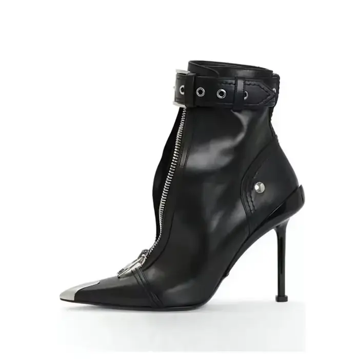 Boucle de ceinture avant fermeture éclair défilé de mode bottes courtes femmes automne hiver nouvell