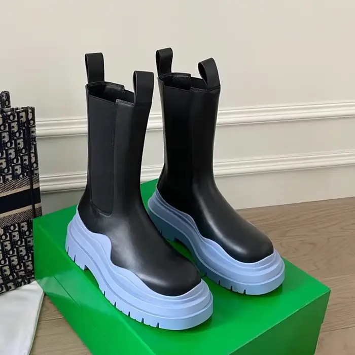 Bottes Chelsea en cuir véritable pour femmes, collection 2026, bout rond, talon plat, mi-bottes, grande taille, mode printemps automne, à la mode, élégance, confort, design unique