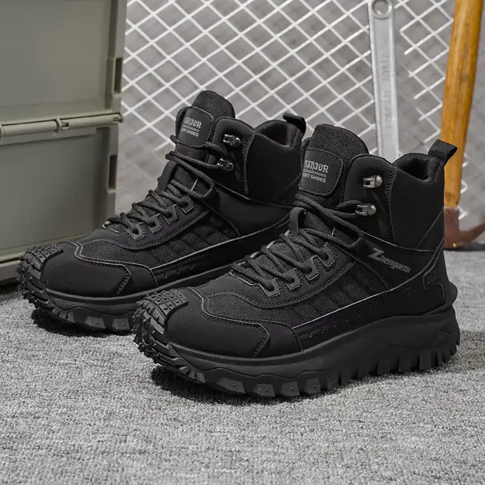 Nouvelles Bottes d'extérieur 2026 pour Hommes, Chaussures Tactiques Montantes à Semelle Épaisse, Gra