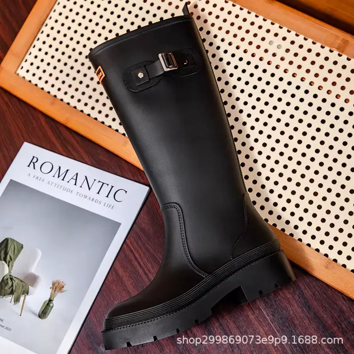 Bottes de pluie imperméables pour femmes, hautes, antidérapantes, résistantes à l'usure, en caoutcho